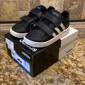 Toddler Adidas 9